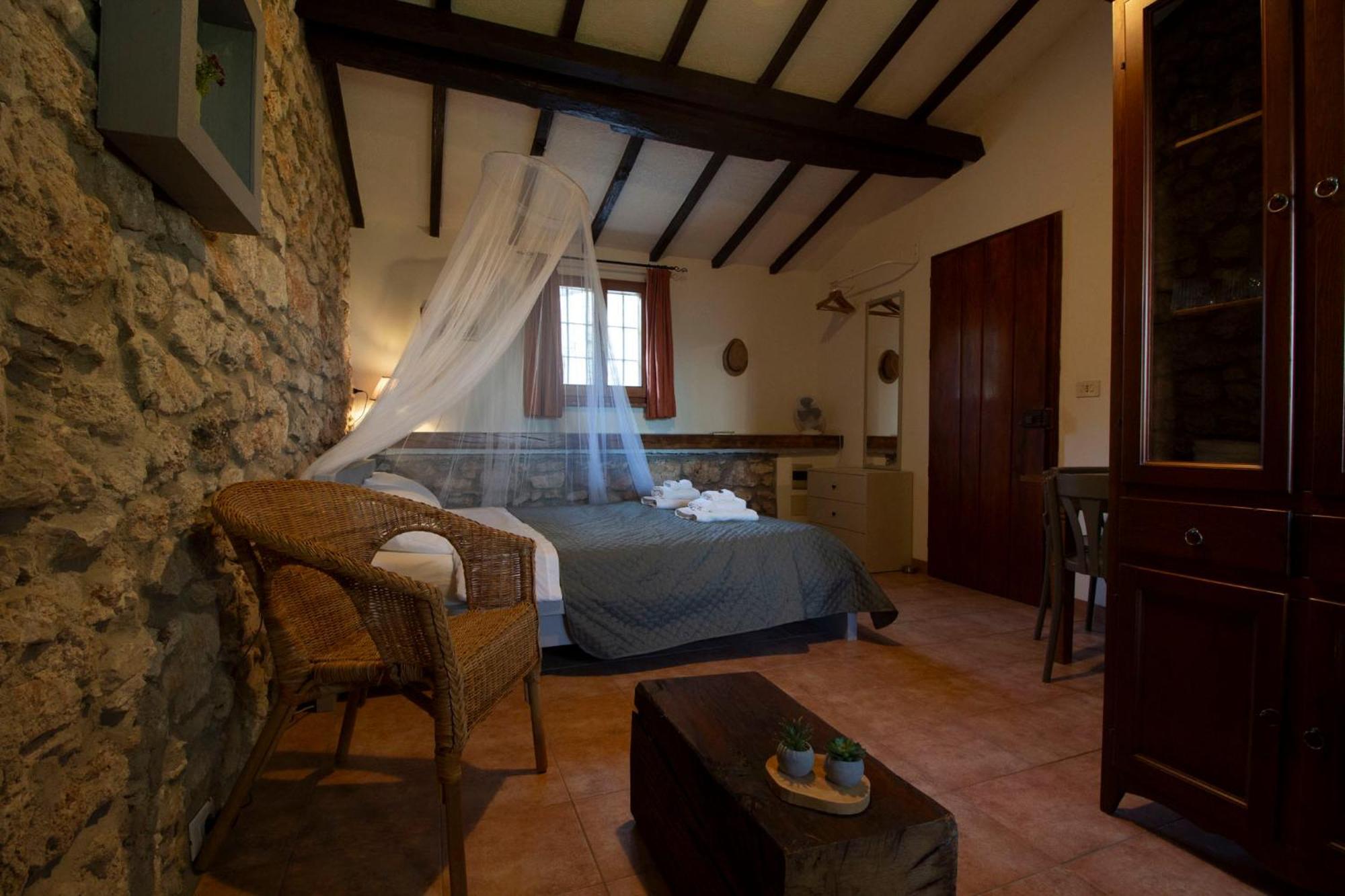 Casa Zampani Bed & Breakfast Massa Martana Exterior photo